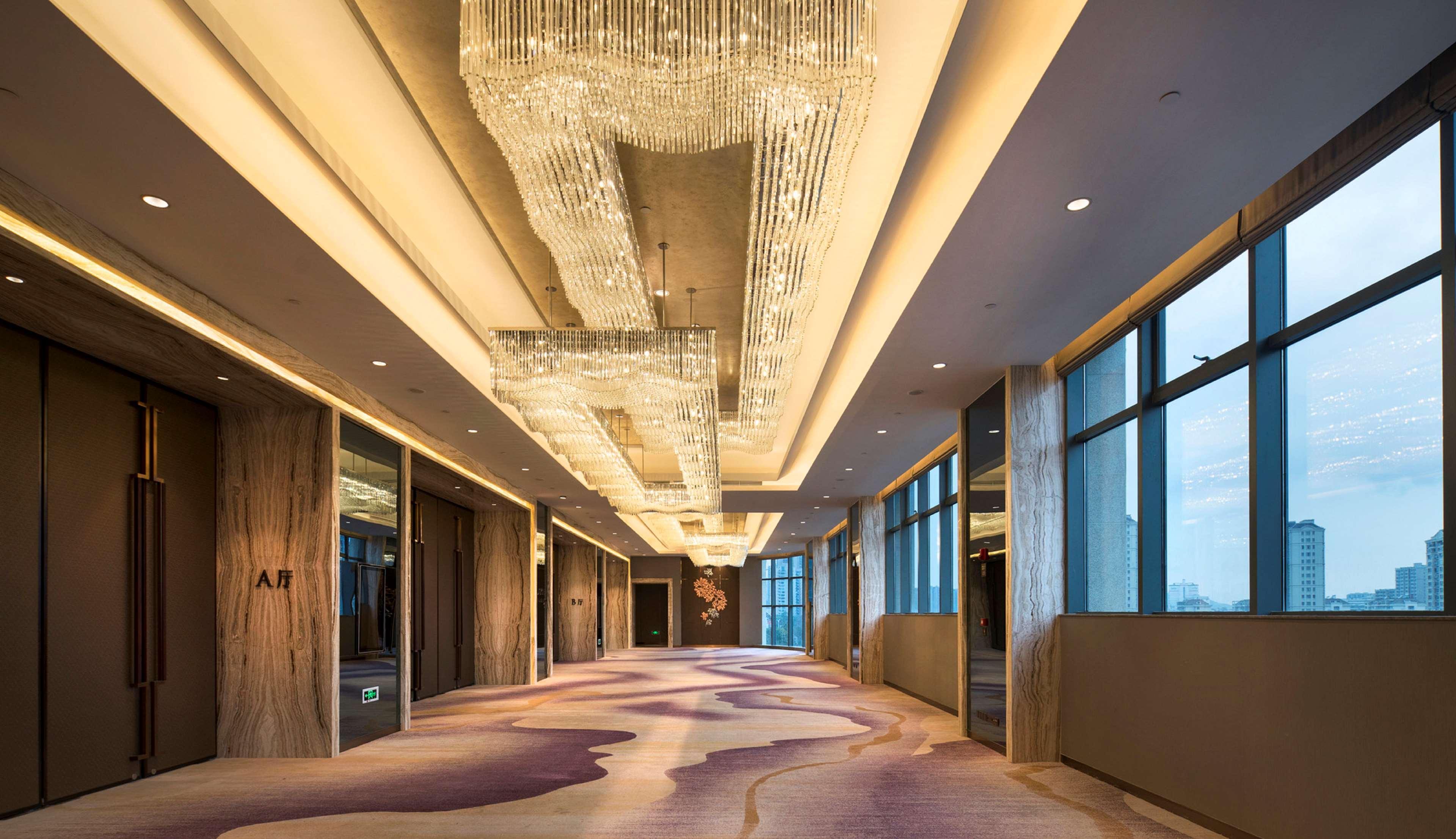 Doubletree By Hilton Ningbo - Chunxiao Hotell Exteriör bild