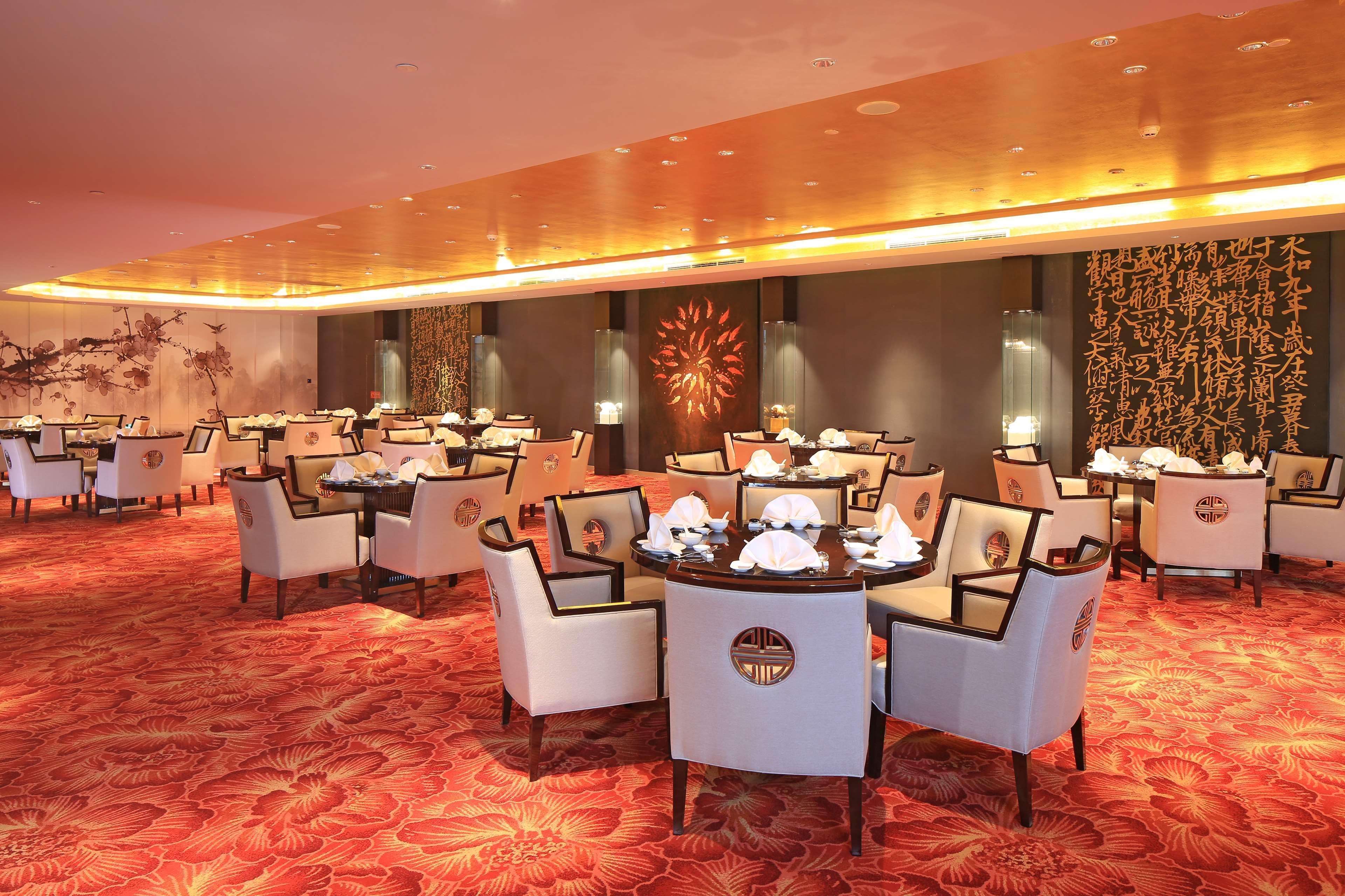 Doubletree By Hilton Ningbo - Chunxiao Hotell Exteriör bild