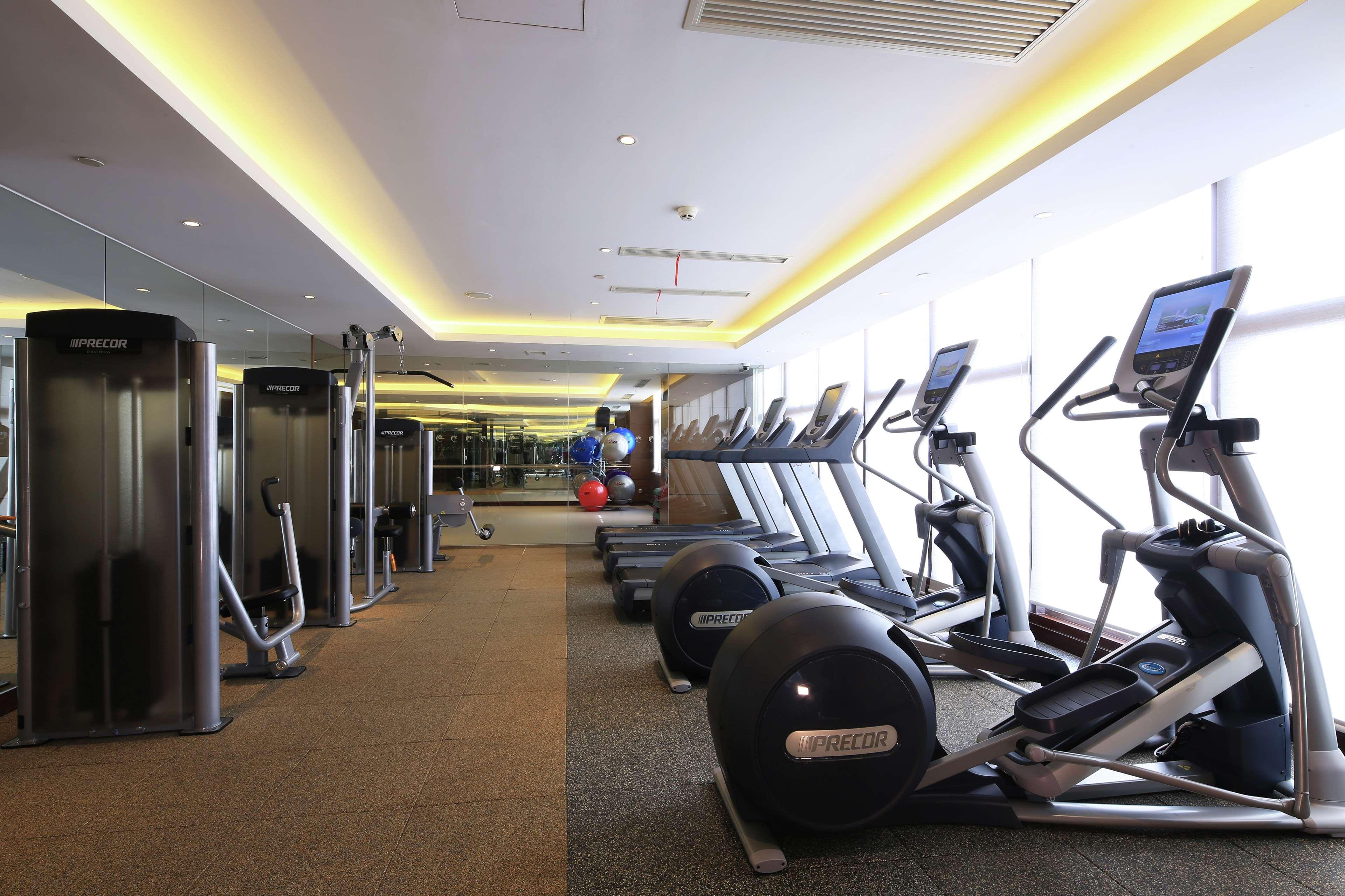 Doubletree By Hilton Ningbo - Chunxiao Hotell Exteriör bild