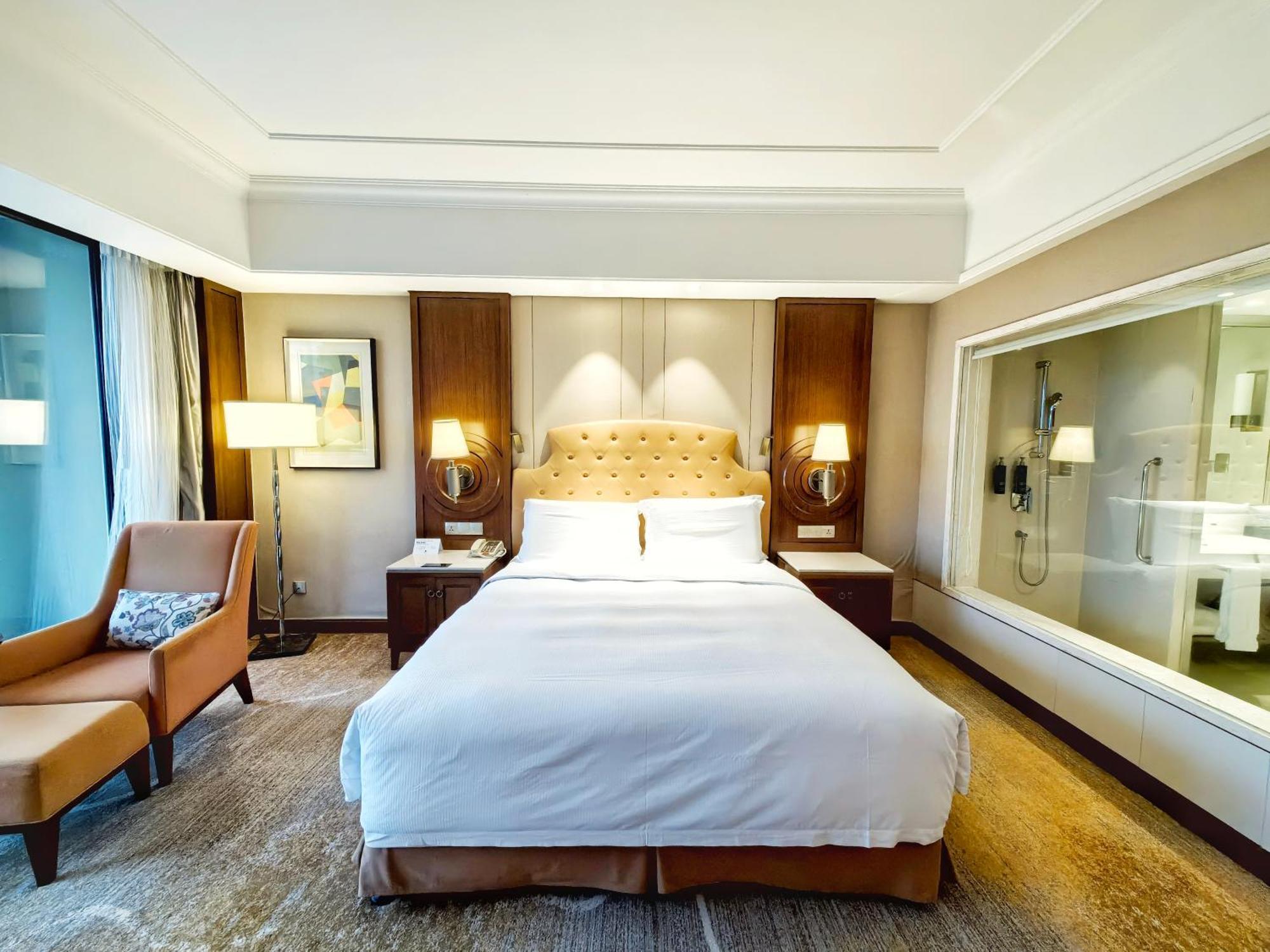 Doubletree By Hilton Ningbo - Chunxiao Hotell Exteriör bild