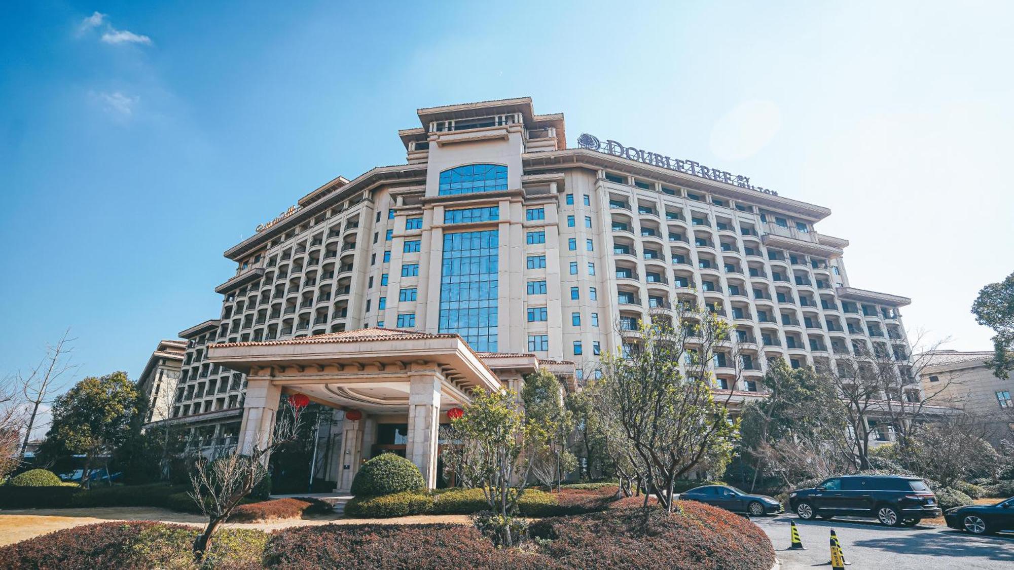 Doubletree By Hilton Ningbo - Chunxiao Hotell Exteriör bild