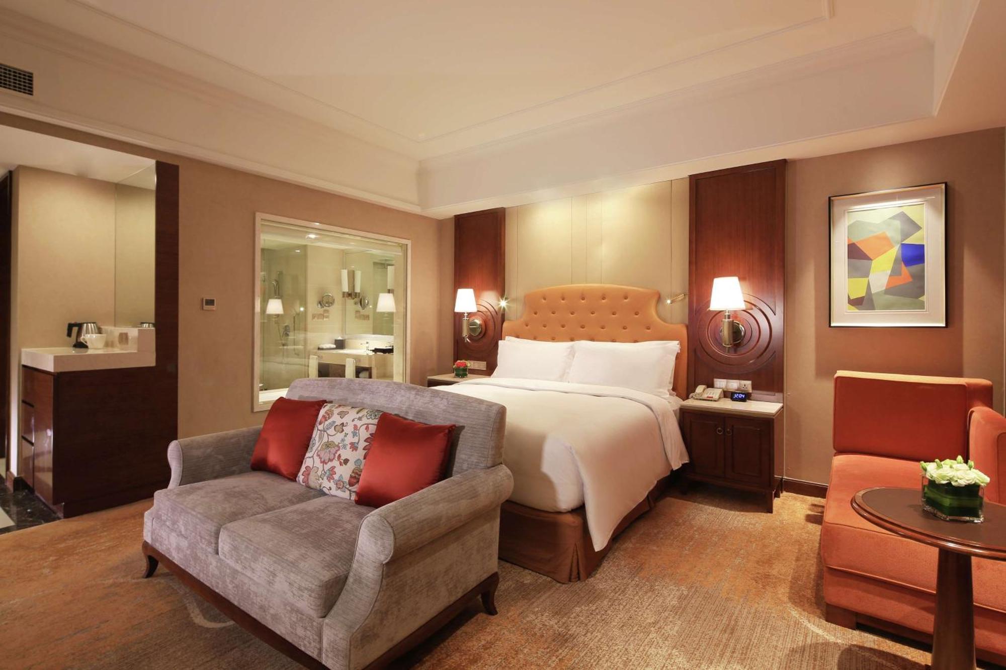 Doubletree By Hilton Ningbo - Chunxiao Hotell Exteriör bild