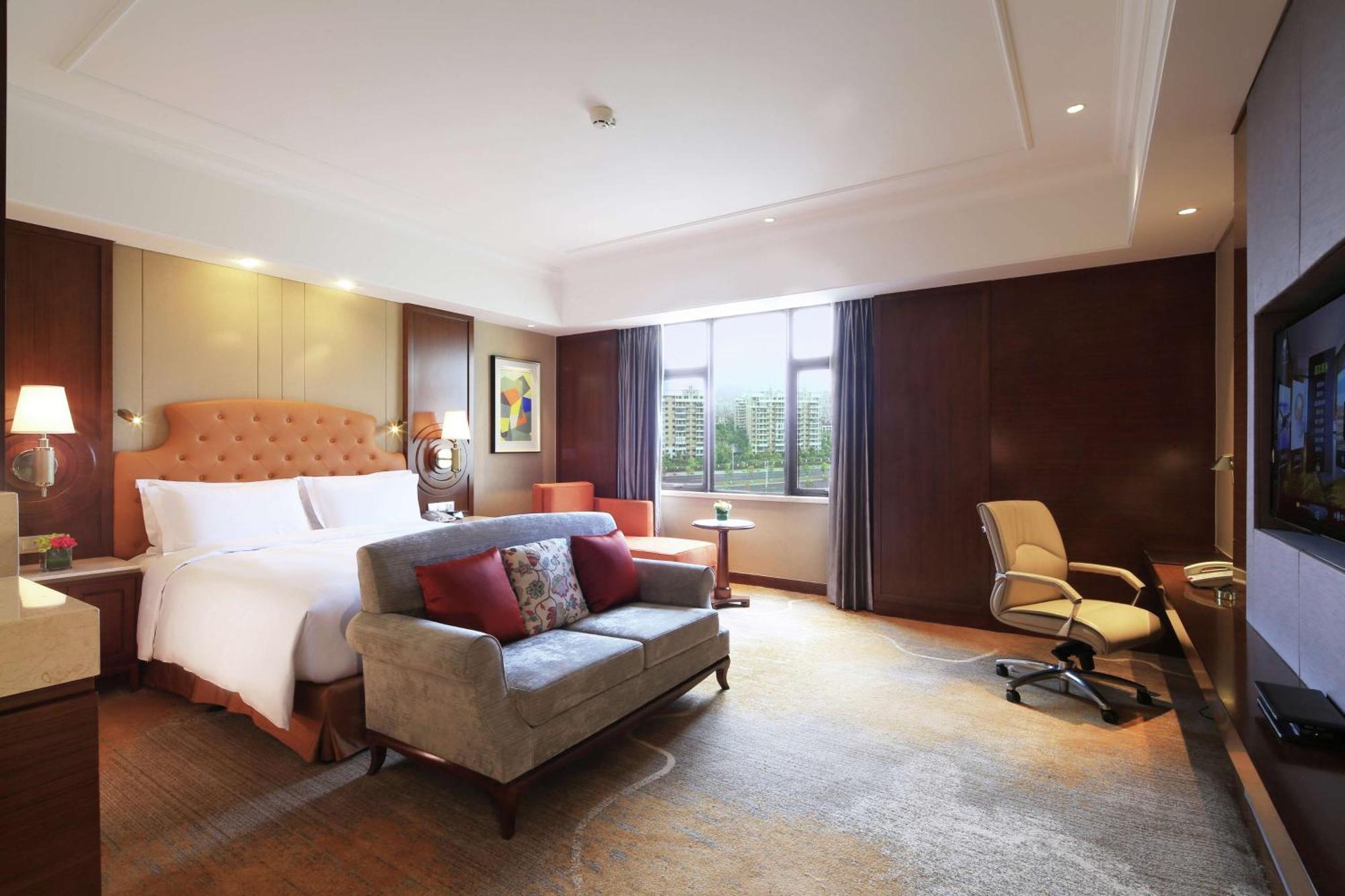Doubletree By Hilton Ningbo - Chunxiao Hotell Exteriör bild